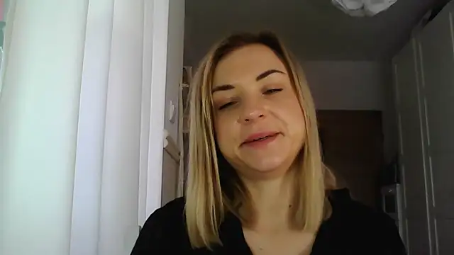 Snapshot of ashley_xlove chatting on 01/13/25, 11:08 ashley xlove online show from 01/13/25, 11:08