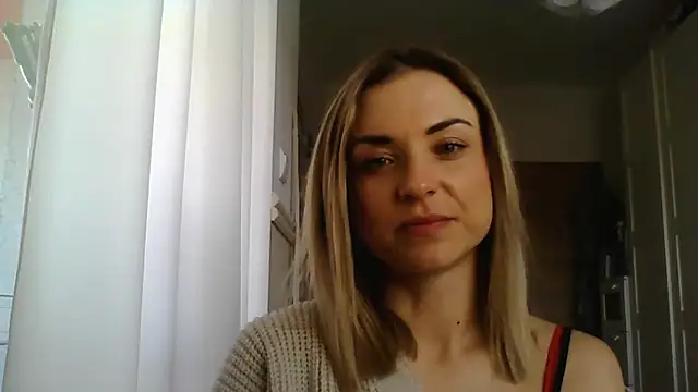 Snapshot of ashley_xlove chatting on 02/19/25, 11:06 ashley xlove online show from 02/19/25, 11:06