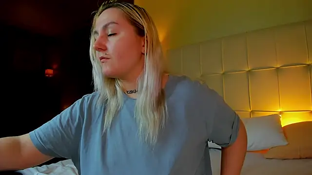 Debbie Taylor online show from 10/06/25, 04:04