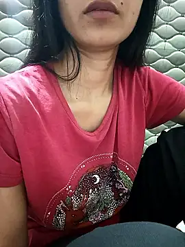 Snapshot of Rajni-Mehra chatting on 01/15/26, 05:34 Rajni-Mehra online show from 01/15/26, 05:34