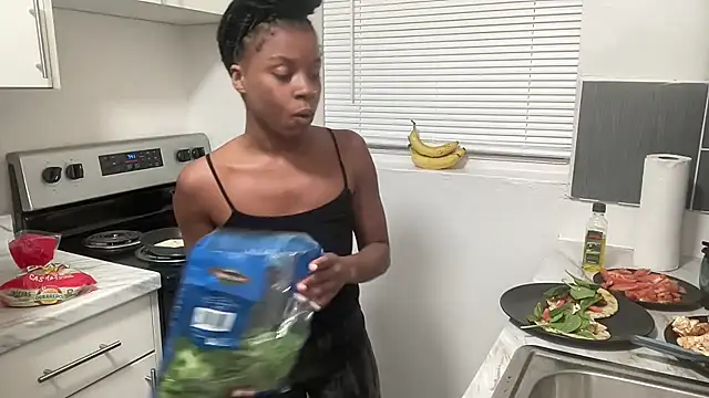 miamiworld online show from 03/21/25, 11:34