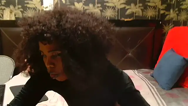 SweetHotLipsX39 online show from 02/19/25, 08:41