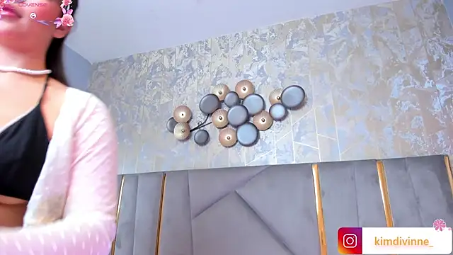 KimDevinne online show from 02/01/25, 02:37