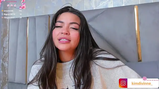 KimDevinne online show from 02/05/25, 08:54