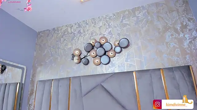 KimDevinne online show from 02/15/25, 02:58