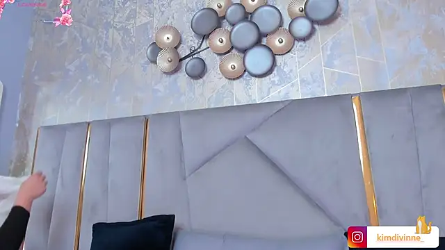 KimDevinne online show from 02/20/25, 02:51