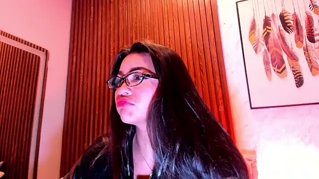 Snapshot of KimDevinne chatting on 02/26/26, 02:54 KimDevinne online show from 02/26/26, 02:54