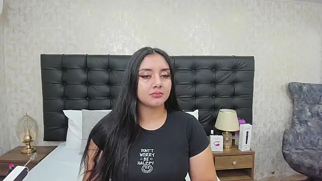 Snapshot of AmaliaDalton chatting on 09/19/25, 11:22 AmaliaDalton online show from 09/19/25, 11:22