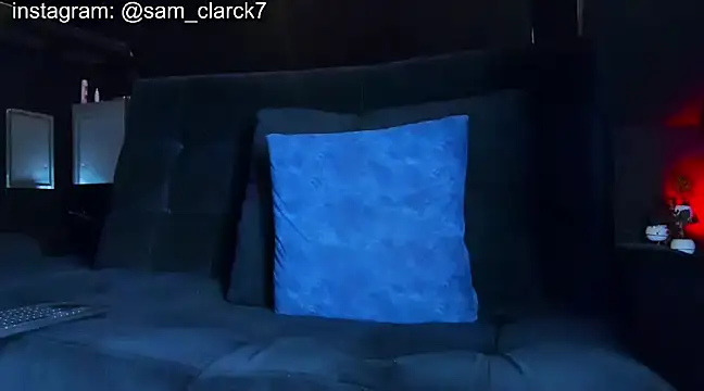 Sam clarck online show from 03/11/25, 02:10