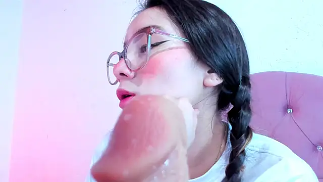 teffy lee online show from 12/08/24, 07:54