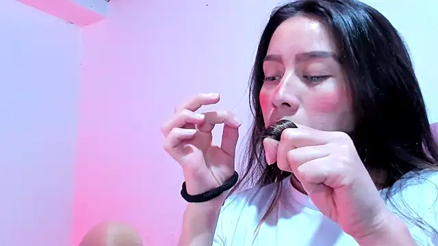 teffy lee online show from 12/29/24, 11:39