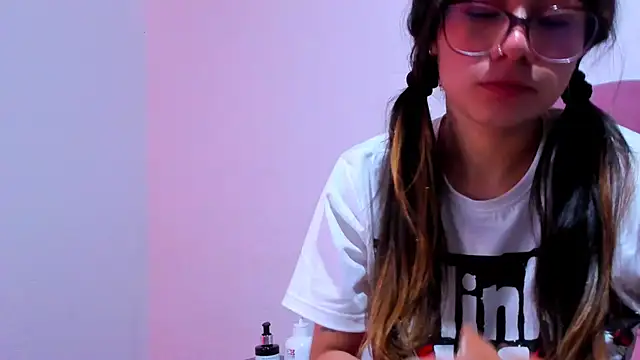 teffy lee online show from 01/10/25, 11:39