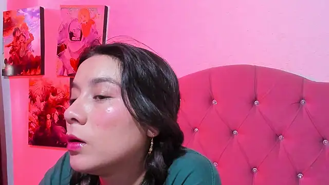 teffy lee online show from 06/25/26, 08:24