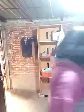 Snapshot of yovana13 chatting on 01/06/26, 10:56 yovana13 online show from 01/06/26, 10:56