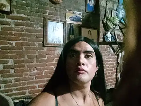 yovana13 online show from 07/27/26, 05:58