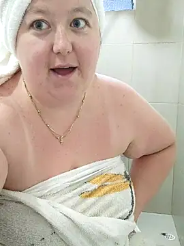 Chloee ep online show from 01/13/25, 12:51