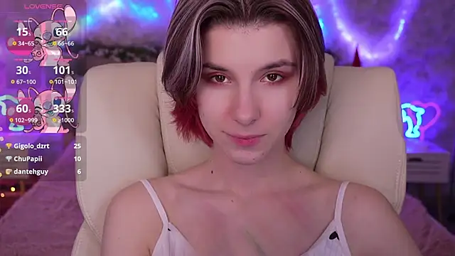 Snapshot of HaylaAmber chatting on 01/27/25, 11:33 HaylaAmber online show from 01/27/25, 11:33