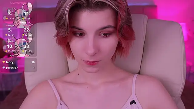 Snapshot of HaylaAmber chatting on 02/17/25, 10:07 HaylaAmber online show from 02/17/25, 10:07