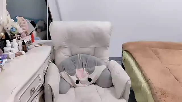 Snapshot of Ailisha66 chatting on 02/14/25, 12:25 Ailisha66 online show from 02/14/25, 12:25