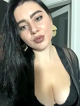 Snapshot of Evelyn___Sweet chatting on 10/14/25, 07:36 Evelyn Sweet online show from 10/14/25, 07:36