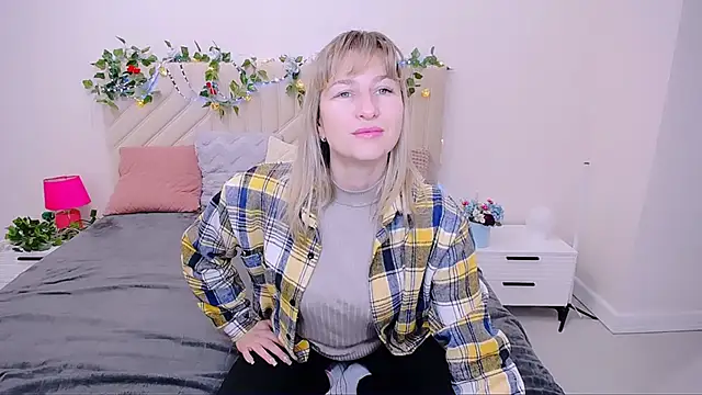 Incredible Ariela online show from 10/24/25, 10:33