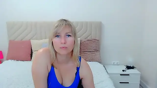 Snapshot of Incredible_Ariela chatting on 06/28/26, 10:10 Incredible Ariela online show from 06/28/26, 10:10