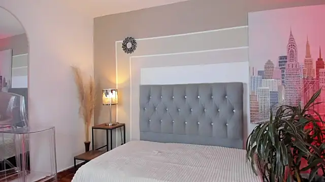 Snapshot of valeriavibes chatting on 12/09/24, 07:50 valeriavibes online show from 12/09/24, 07:50