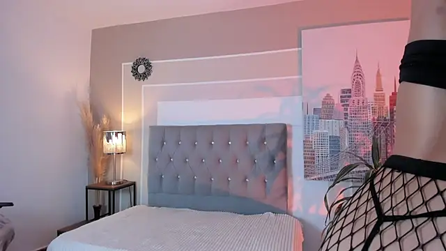 Snapshot of valeriavibes chatting on 12/12/24, 07:15 valeriavibes online show from 12/12/24, 07:15