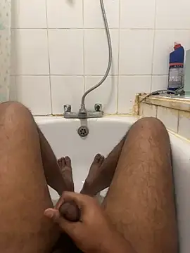 Snapshot of Rahul_sub chatting on 12/04/24, 08:45 Rahul sub online show from 12/04/24, 08:45