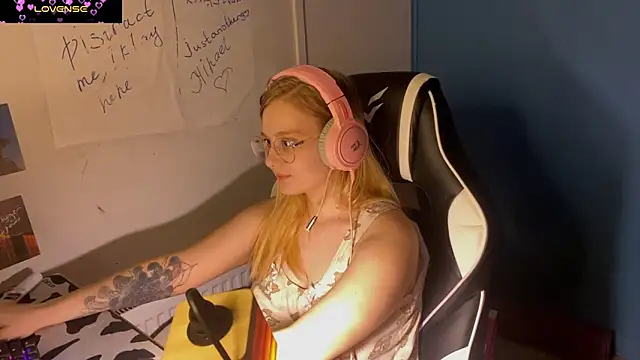 JacyWinslat online show from 03/03/25, 07:28