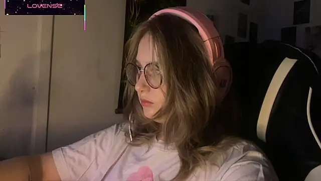 JacyWinslat online show from 10/04/25, 03:21