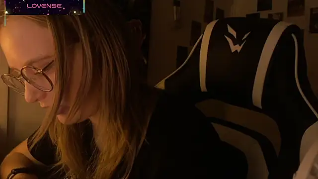 JacyWinslat online show from 10/12/25, 12:31