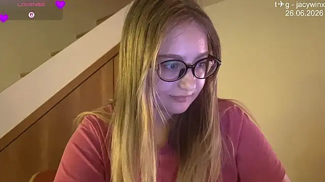 JacyWinslat online show from 06/26/26, 10:52