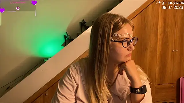 JacyWinslat online show from 07/09/26, 01:37