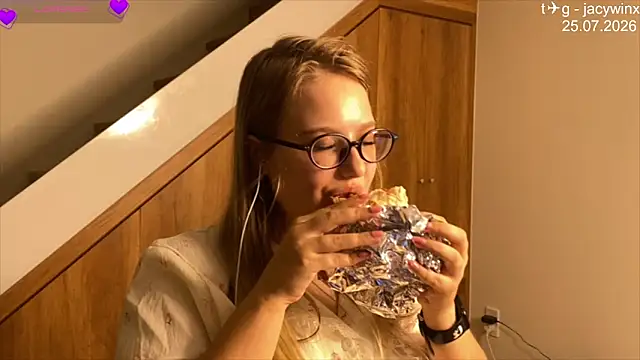 JacyWinslat online show from 07/25/26, 01:41
