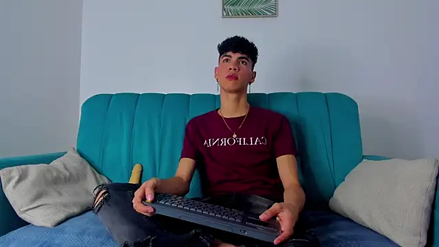 NeoRaptis online show from 01/16/25, 08:14