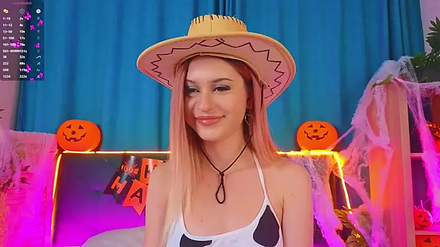 AlinaWalters online show from 10/24/25, 09:11