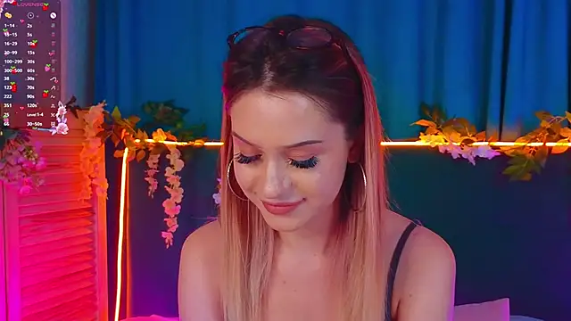 AlinaWalters online show from 11/26/25, 07:59