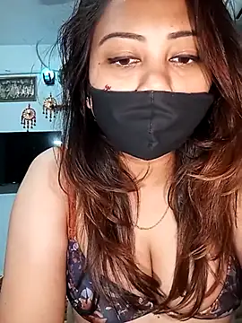 Snapshot of Cute-mona chatting on 03/04/25, 10:49 Cute-mona online show from 03/04/25, 10:49