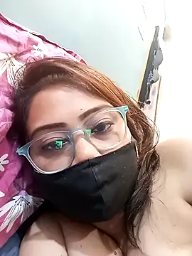 Snapshot of Cute-mona chatting on 11/09/25, 11:03 Cute-mona online show from 11/09/25, 11:03