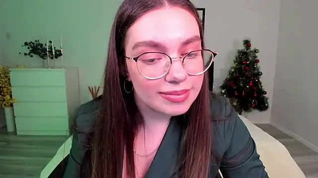 DaniellaLovely online show from 12/17/24, 02:22