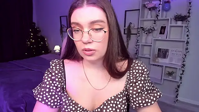 DaniellaLovely online show from 01/05/25, 08:32