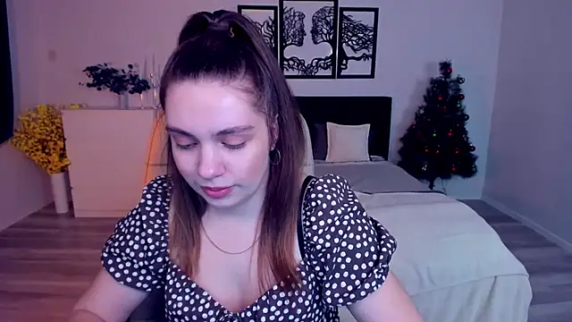 DaniellaLovely online show from 01/14/25, 02:00