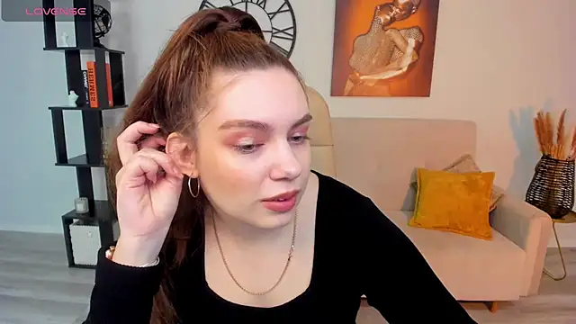 DaniellaLovely online show from 03/05/25, 11:06