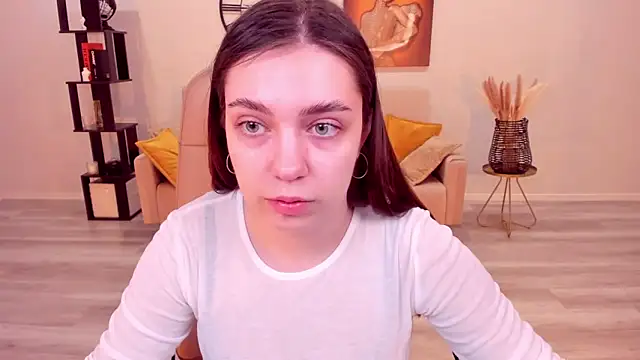 Snapshot of DaniellaLovely chatting on 02/27/26, 08:14 DaniellaLovely online show from 02/27/26, 08:14