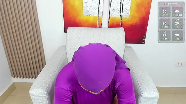 zully 01 online show from 03/21/25, 10:06