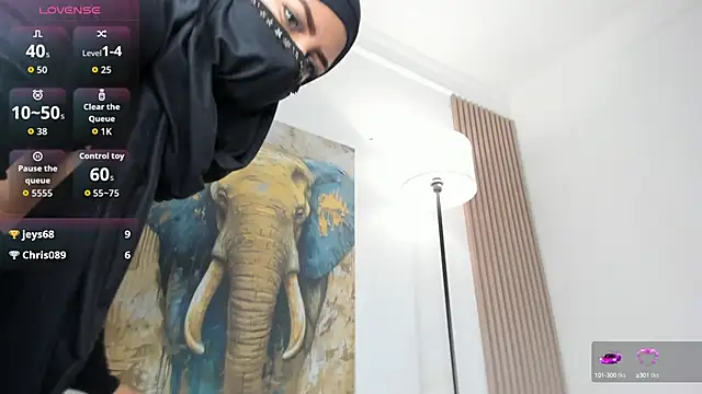 zully 01 online show from 10/15/25, 11:54