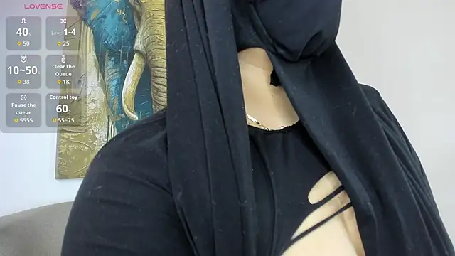 zully 01 online show from 12/05/25, 10:46