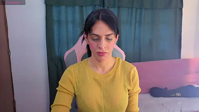 Snapshot of vittorialombardi__ chatting on 06/22/26, 09:34 vittorialombardi online show from 06/22/26, 09:34