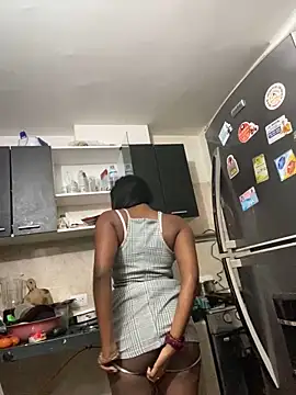 Snapshot of EscorpiLeoncita chatting on 01/26/25, 05:02 EscorpiLeoncita online show from 01/26/25, 05:02